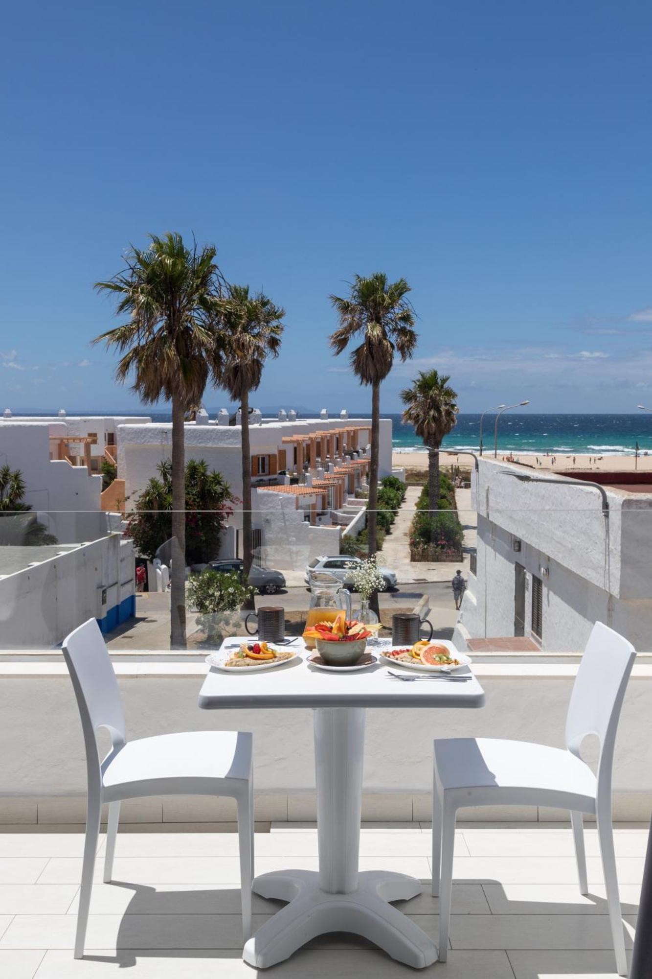 Beachfront Aqua Livingtarifa Exterior photo
